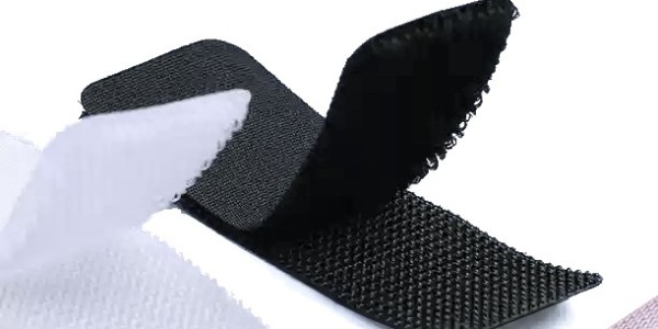 魔術(shù)貼哪一面容易壞？